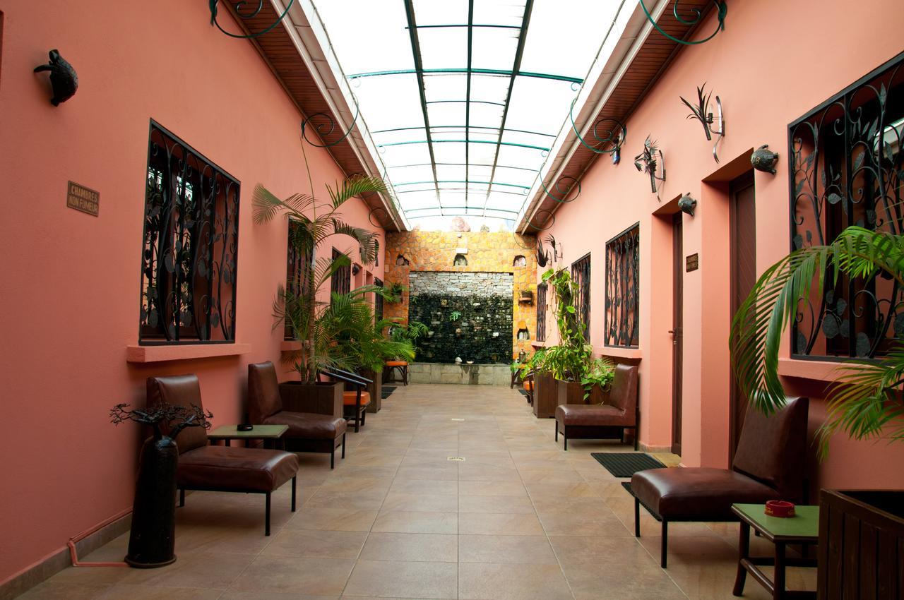 Hotel Gregoire Antananarivo Exterior photo